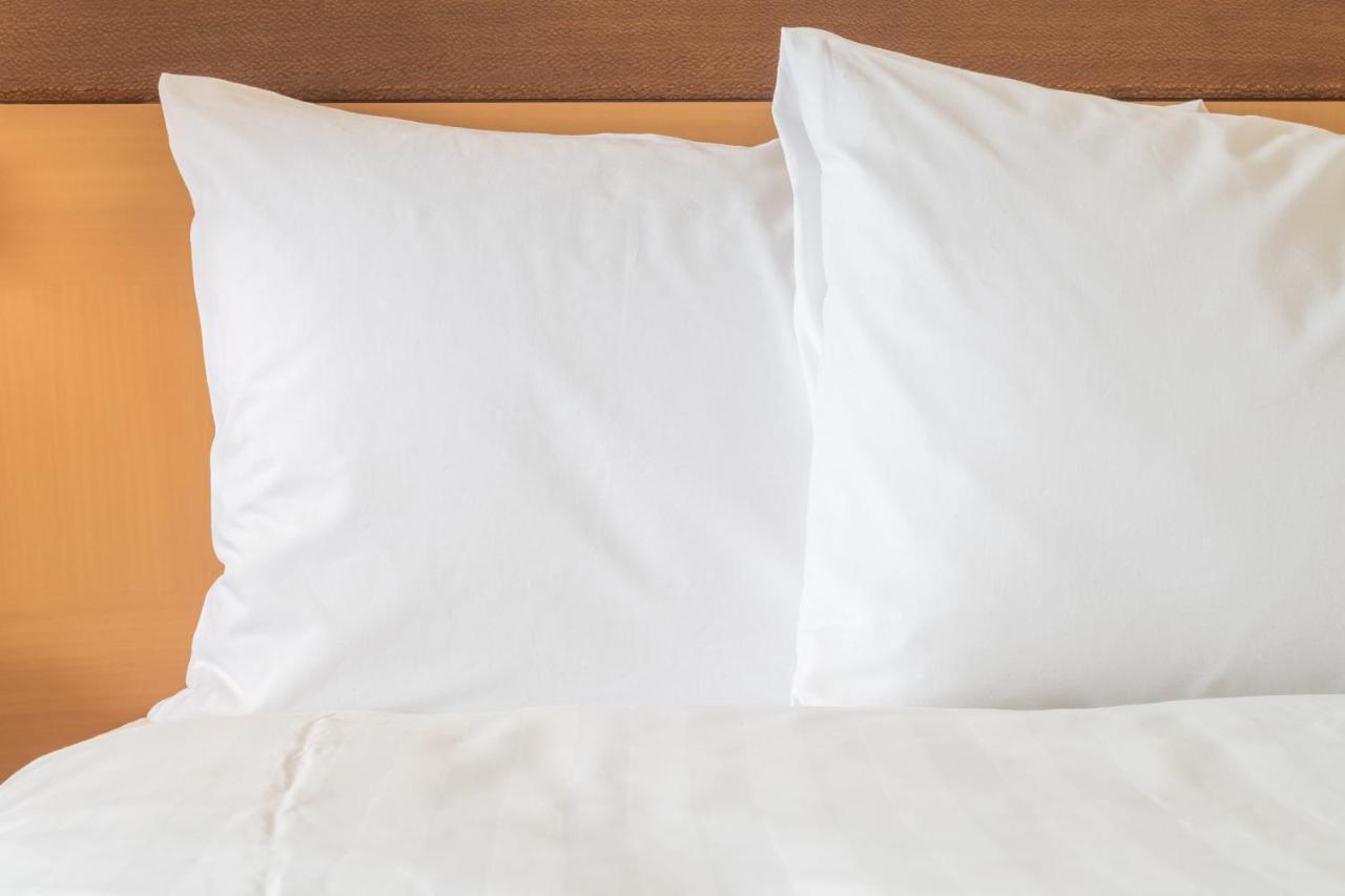 Holiday Inn Express & Suites - Brandon By Ihg Bagian luar foto